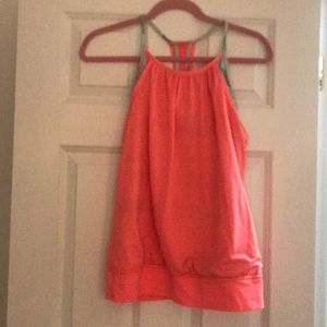 Ivivia Tank-top in GREAT condition